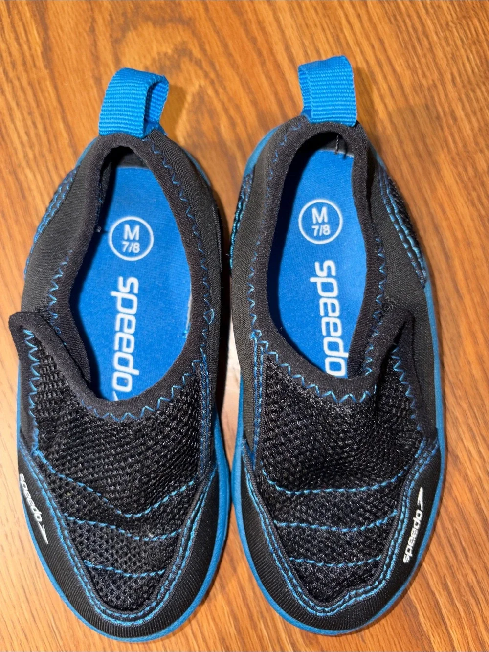 Boys Speedo Water Shoes Black/ Blue size M 7/8